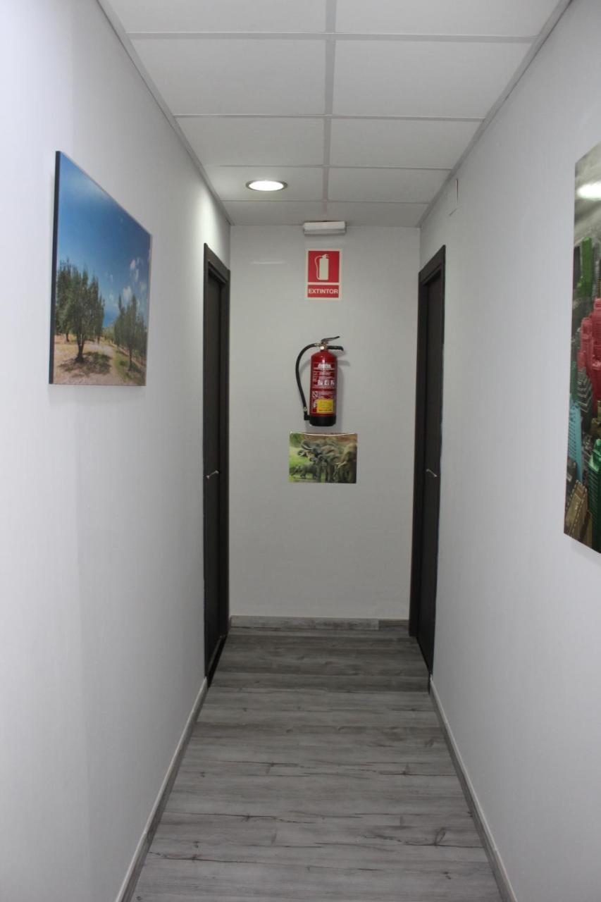 Bcn Condal Hostal バルセロナ エクステリア 写真