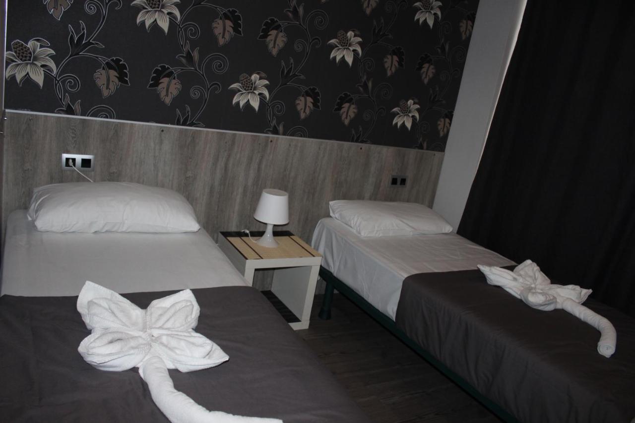 Bcn Condal Hostal バルセロナ エクステリア 写真