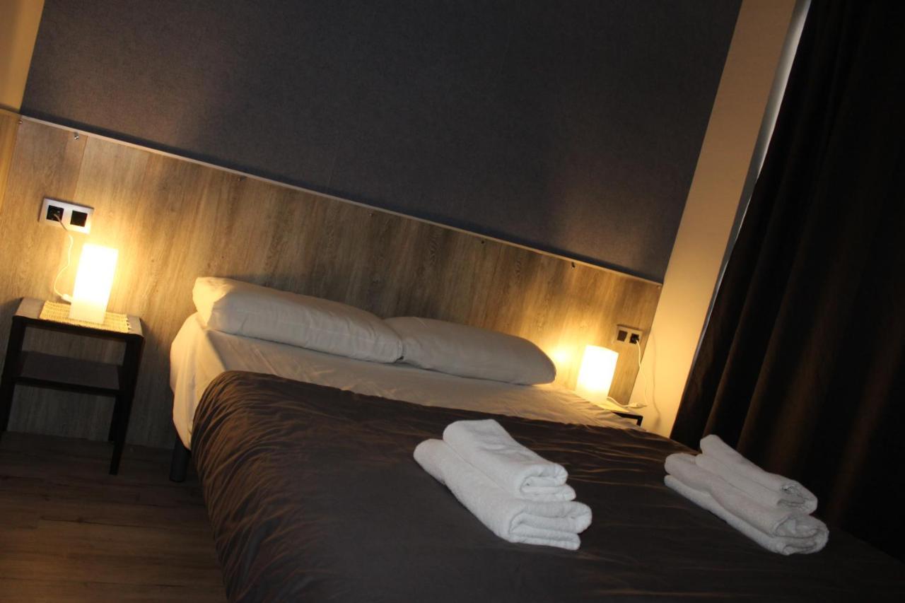 Bcn Condal Hostal バルセロナ エクステリア 写真