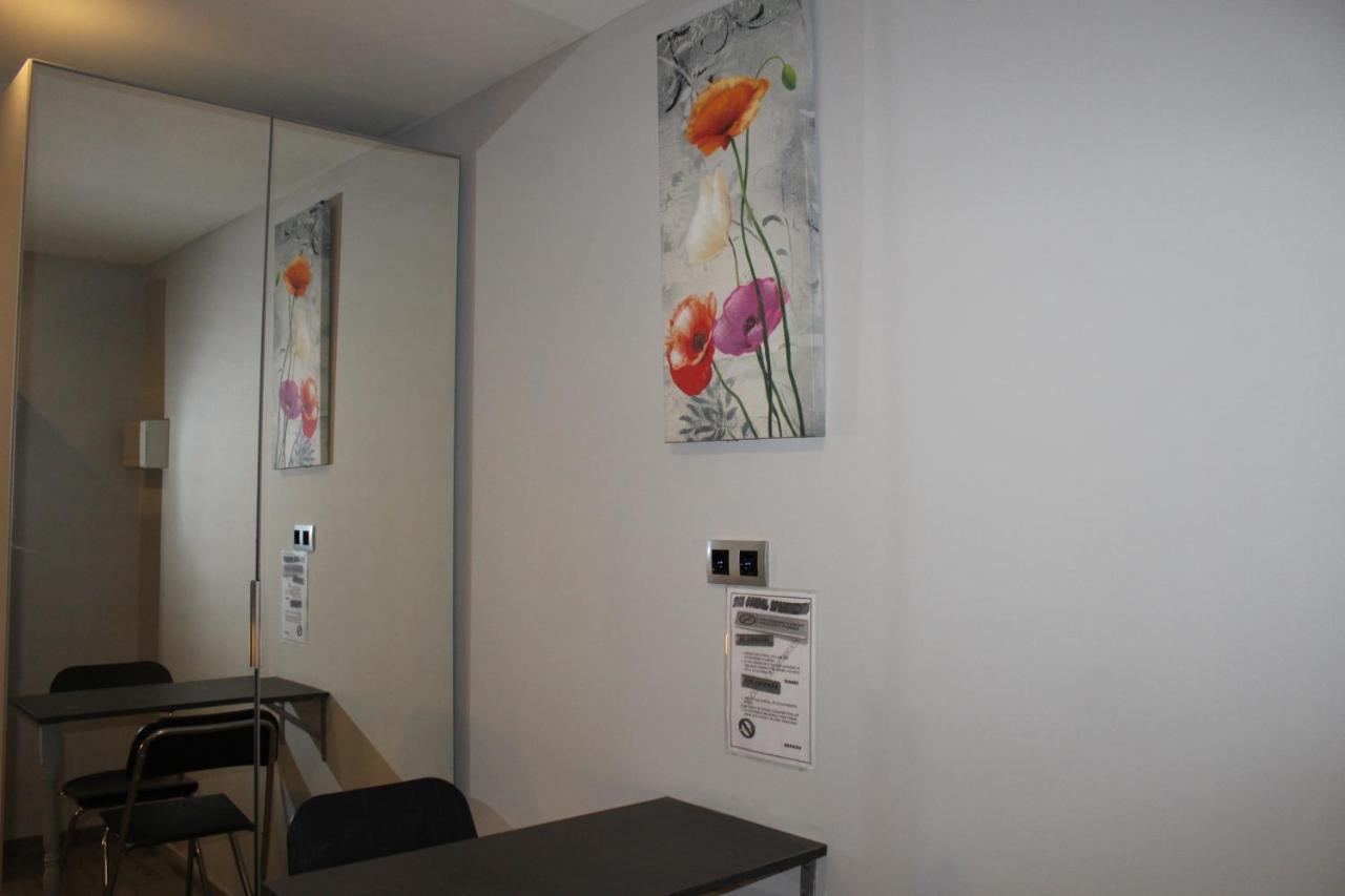 Bcn Condal Hostal バルセロナ エクステリア 写真