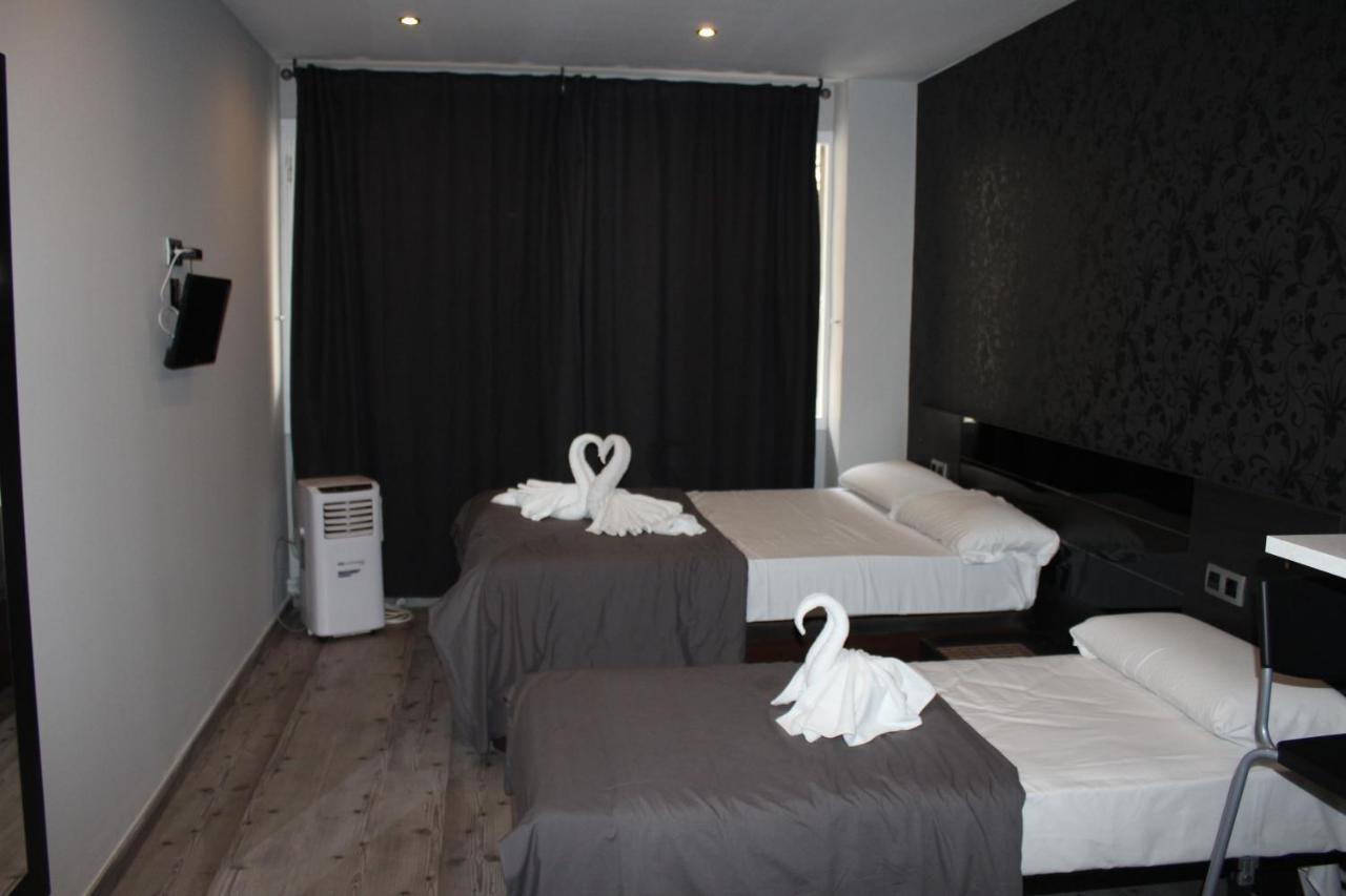 Bcn Condal Hostal バルセロナ エクステリア 写真