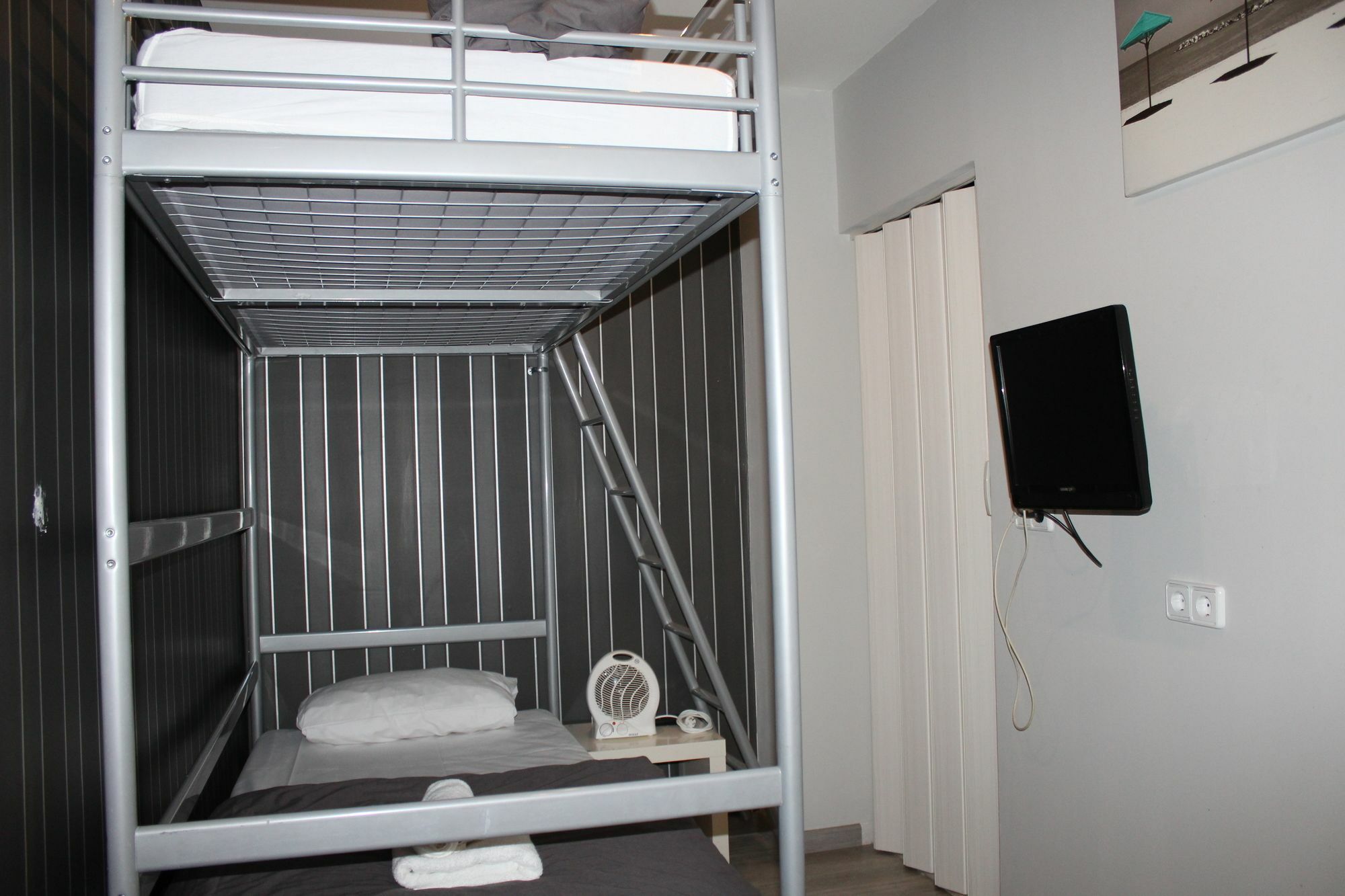 Bcn Condal Hostal バルセロナ エクステリア 写真